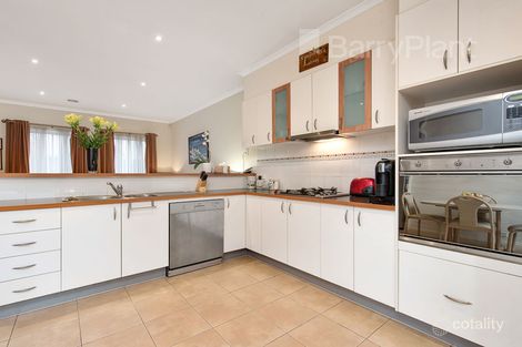 Property photo of 2 Houghton Drive Ferntree Gully VIC 3156