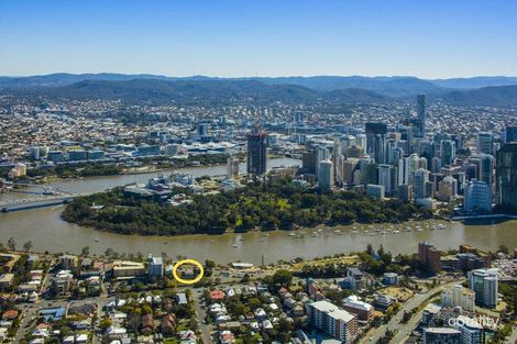 Property photo of 44 River Terrace Kangaroo Point QLD 4169