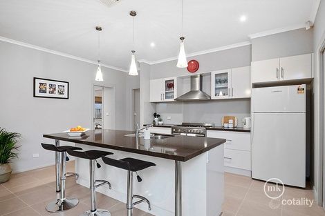 Property photo of 25 Collingrove Crescent Doreen VIC 3754