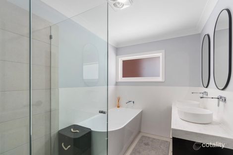 Property photo of 5 Burke Road Dapto NSW 2530