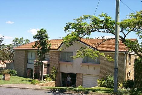 120 Burbong St, Chapel Hill, QLD 4069