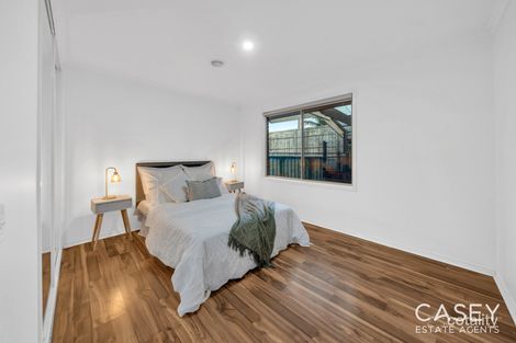 Property photo of 18 St Andrews Court Narre Warren South VIC 3805