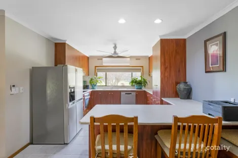 Property photo of 11 Kensington Drive Killawarra VIC 3678