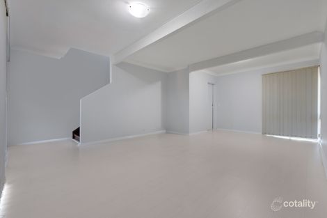 Property photo of 3/15-19 Fourth Avenue Macquarie Fields NSW 2564