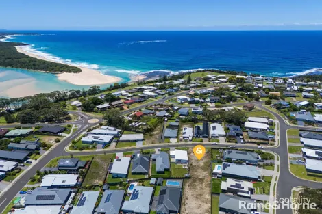 14 Galiga Cres, Dolphin Point, NSW 2539