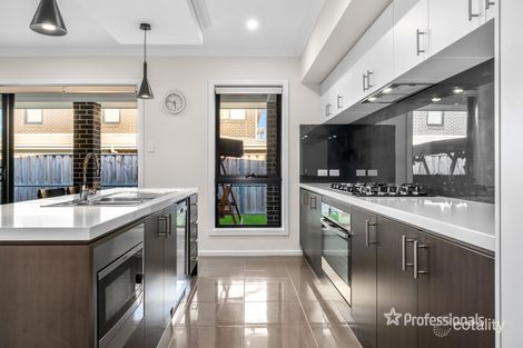 Property photo of 2 Basilica Street Gables NSW 2765