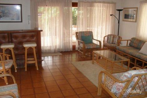 Property photo of 16 Dudley Street Mermaid Beach QLD 4218