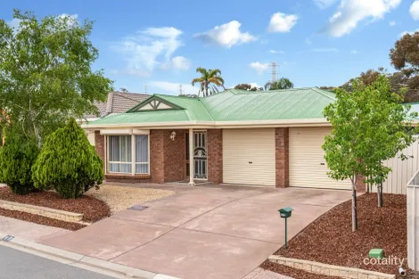 Property photo of 17 Shillabeer Crescent Woodcroft SA 5162