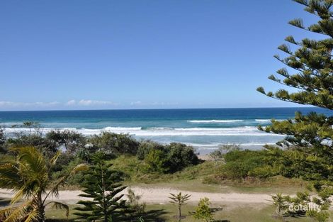 14 Esplanade, Noosa North Shore, QLD 4565