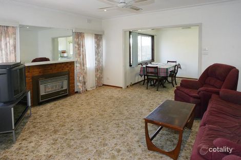 Property photo of 2 Forrest Street Bentleigh East VIC 3165