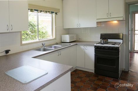 Property photo of 2 Forrest Street Bentleigh East VIC 3165