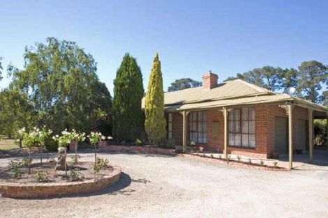 Property photo of 205 Bungower Road Somerville VIC 3912