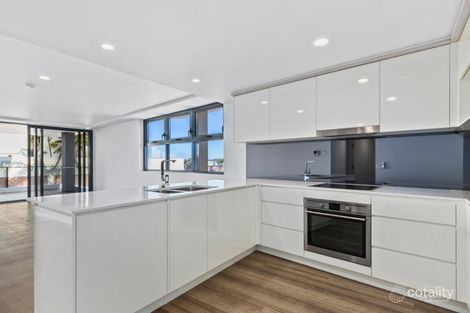 Property photo of 404/58 Victoria Parade Rockhampton City QLD 4700