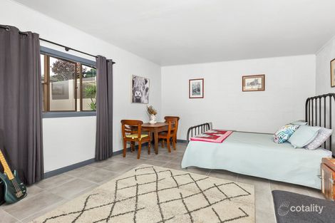 Property photo of 6 Hook Close Brinsmead QLD 4870