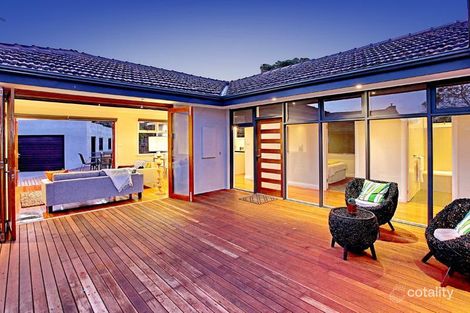 Property photo of 21 Carinya Road Bentleigh East VIC 3165