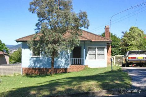 14 Mount St, Mount Saint Thomas, NSW 2500