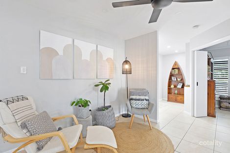 Property photo of 6 Seaspray Close Shoal Point QLD 4750