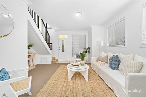 1/9a Gilmore St, West Wollongong, NSW 2500