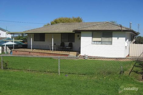 82 Blackett Ave, Young, NSW 2594