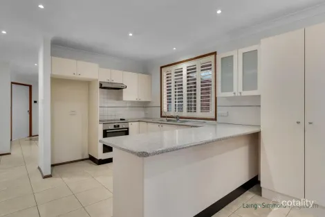 Property photo of 104 Swan Circuit Green Valley NSW 2168