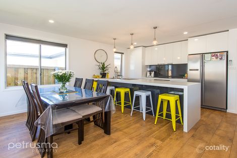 Property photo of 2/53 Mariah Crescent Oakdowns TAS 7019