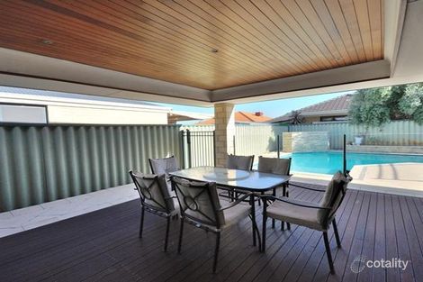 Property photo of 15 Athens Entrance Port Kennedy WA 6172