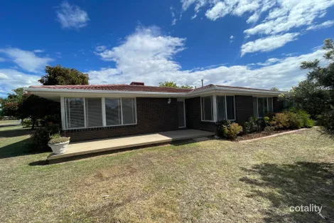 125 High St, Howlong, NSW 2643