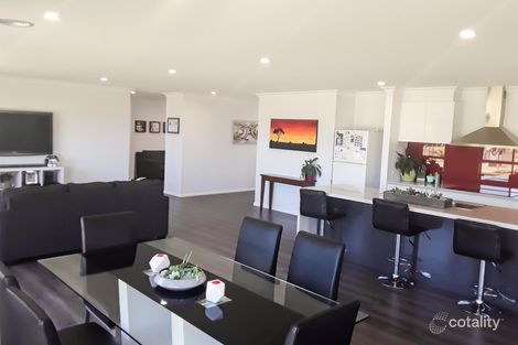 Property photo of 6 Koraleigh View Nicholson VIC 3882