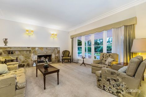 Property photo of 4 Wellard Road Box Hill South VIC 3128