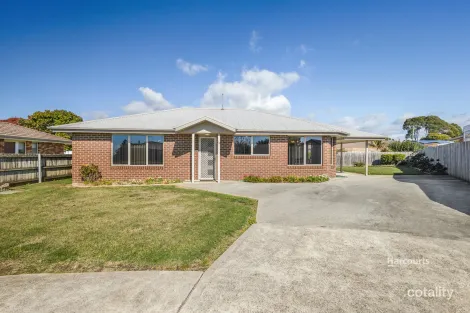 Property photo of 11 Crisling Place Penguin TAS 7316