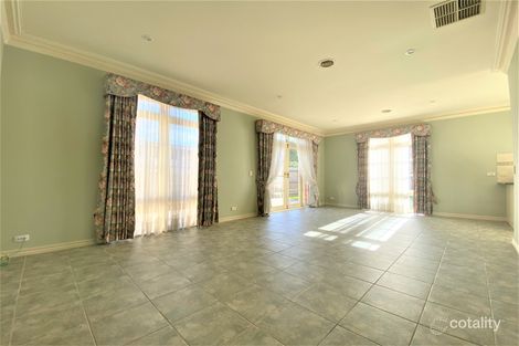 Property photo of 103 Gowanbrae Drive Gowanbrae VIC 3043