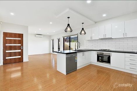 Property photo of 4/13 Oliver Court Fawkner VIC 3060