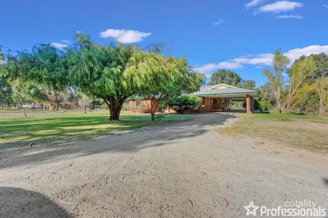 39 Reservoir Rd, Orange Grove, WA 6109