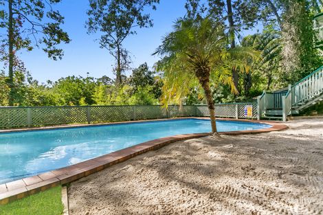 Property photo of 11 Gem Road Kenmore QLD 4069