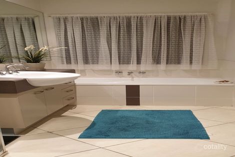 Property photo of 5 White Cedar Place Narangba QLD 4504