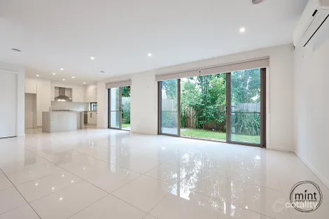 Property photo of 3/121 Kilby Road Kew East VIC 3102