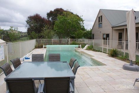 Property photo of 127 Swan Drive Googong NSW 2620