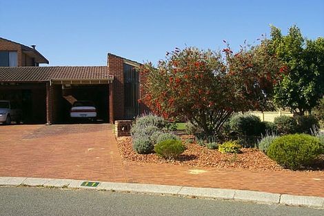 11 Finney Cres, Marmion, WA 6020