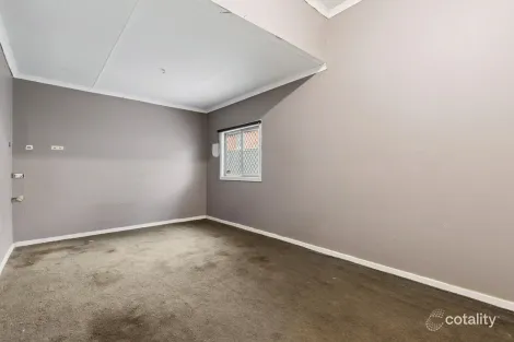 Property photo of 30 Wilson Street Long Gully VIC 3550