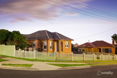 Property photo of 4 Light Street Bar Beach NSW 2300