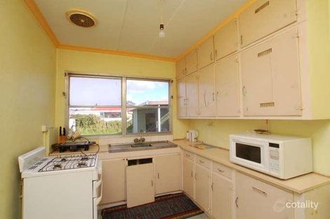 Property photo of 33 Mildura Crescent Dallas VIC 3047