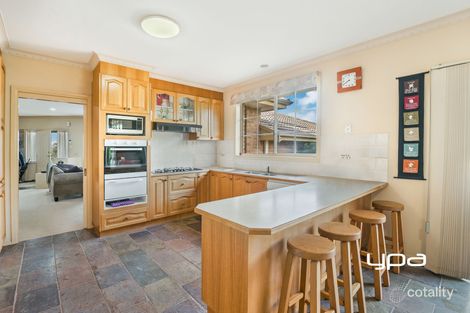 Property photo of 12 Balmoral Circuit Sunbury VIC 3429