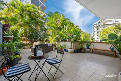 Property photo of 4/234 Shafston Avenue Kangaroo Point QLD 4169