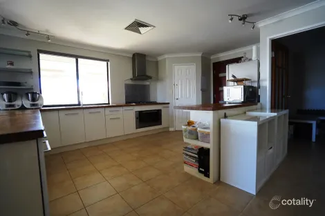 Property photo of 86 St Stephens Crescent Tapping WA 6065