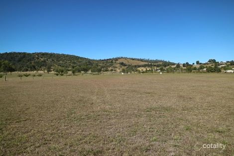 Property photo of 13 Hakea Court Plainland QLD 4341