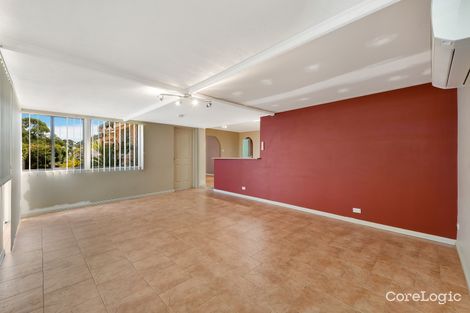 Property photo of 17 Salamaua Place Glenfield NSW 2167