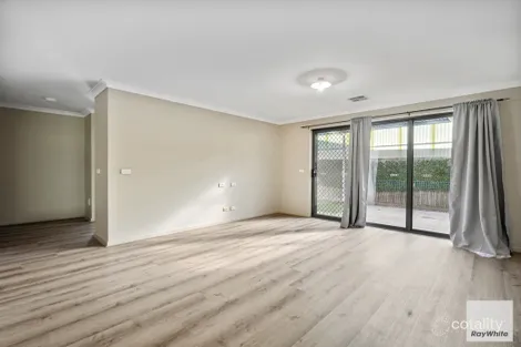 Property photo of 10 Hobart Way Taylors Hill VIC 3037