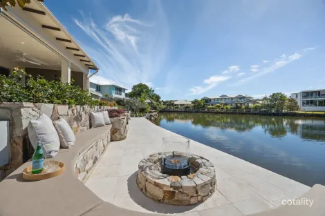 Property photo of 37 Baywater Drive Twin Waters QLD 4564
