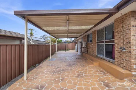 Property photo of 4/21 Second Avenue Macquarie Fields NSW 2564
