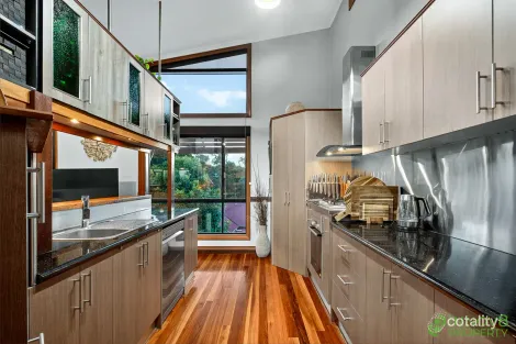 Property photo of 17 Cranwood Court Ferny Hills QLD 4055